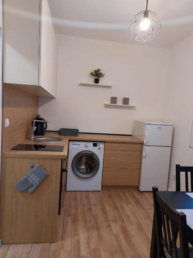 Utulny Apartman V Centre Bb Банска бистрица Екстериор снимка